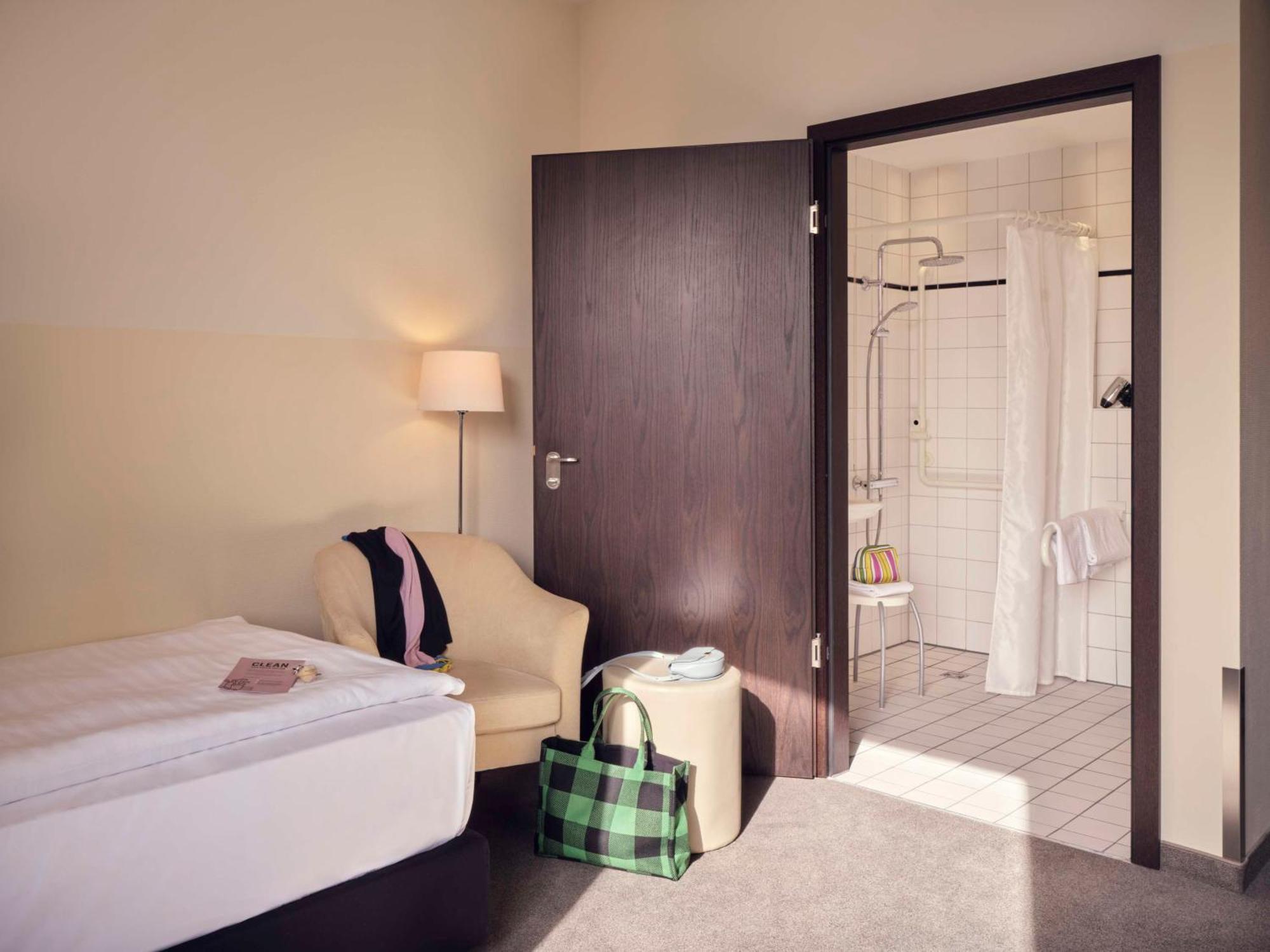 Metropolitan Hotel By Flemings Frankfurt am Main Bagian luar foto