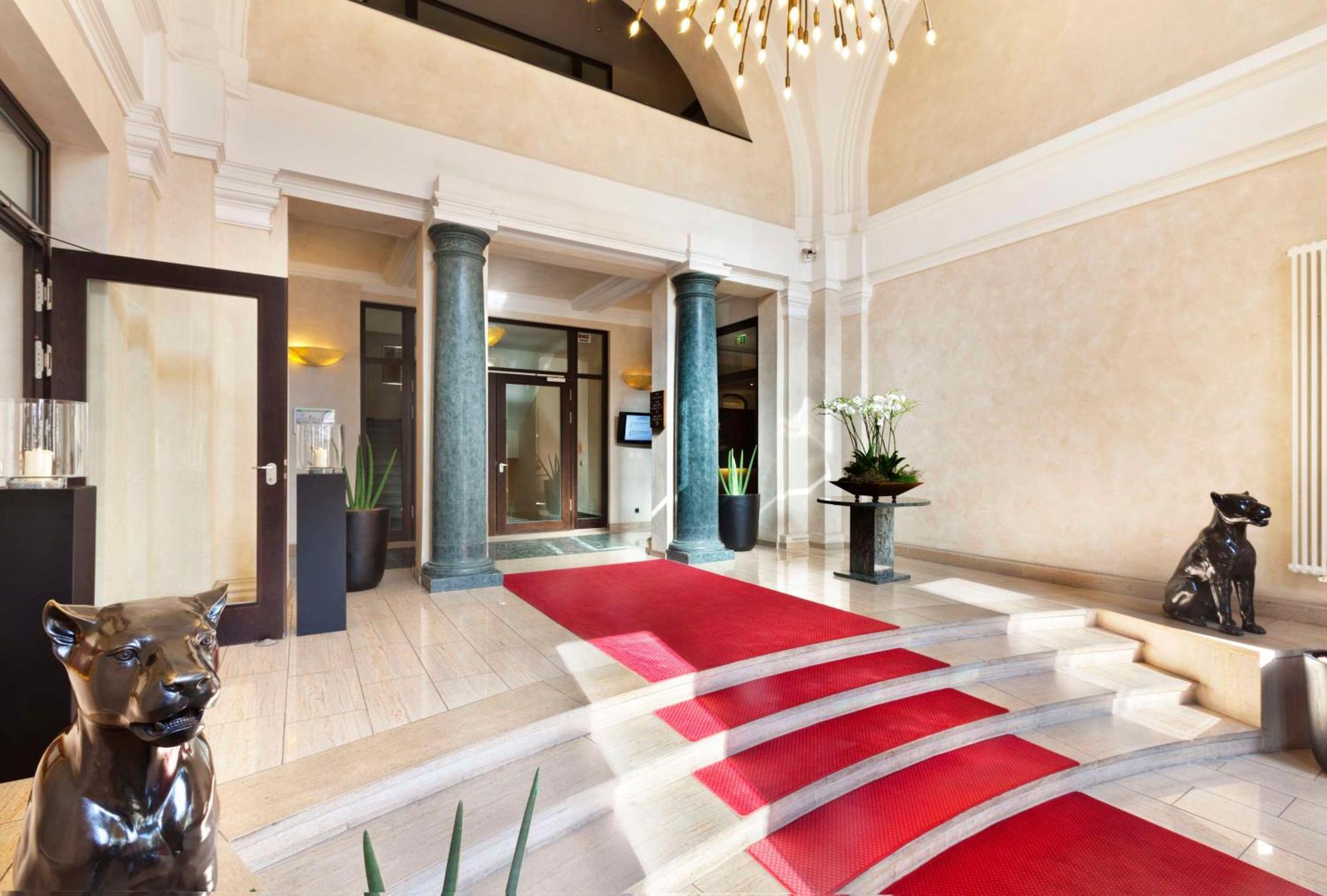 Metropolitan Hotel By Flemings Frankfurt am Main Bagian luar foto