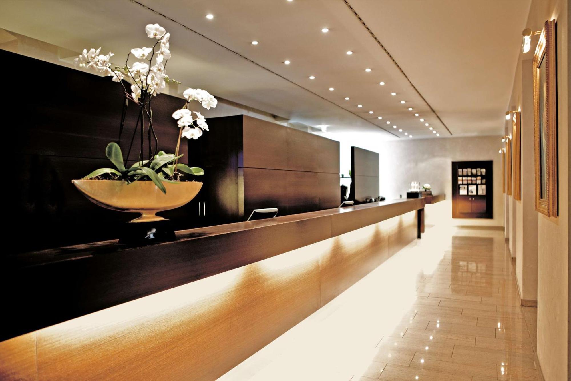 Metropolitan Hotel By Flemings Frankfurt am Main Bagian luar foto