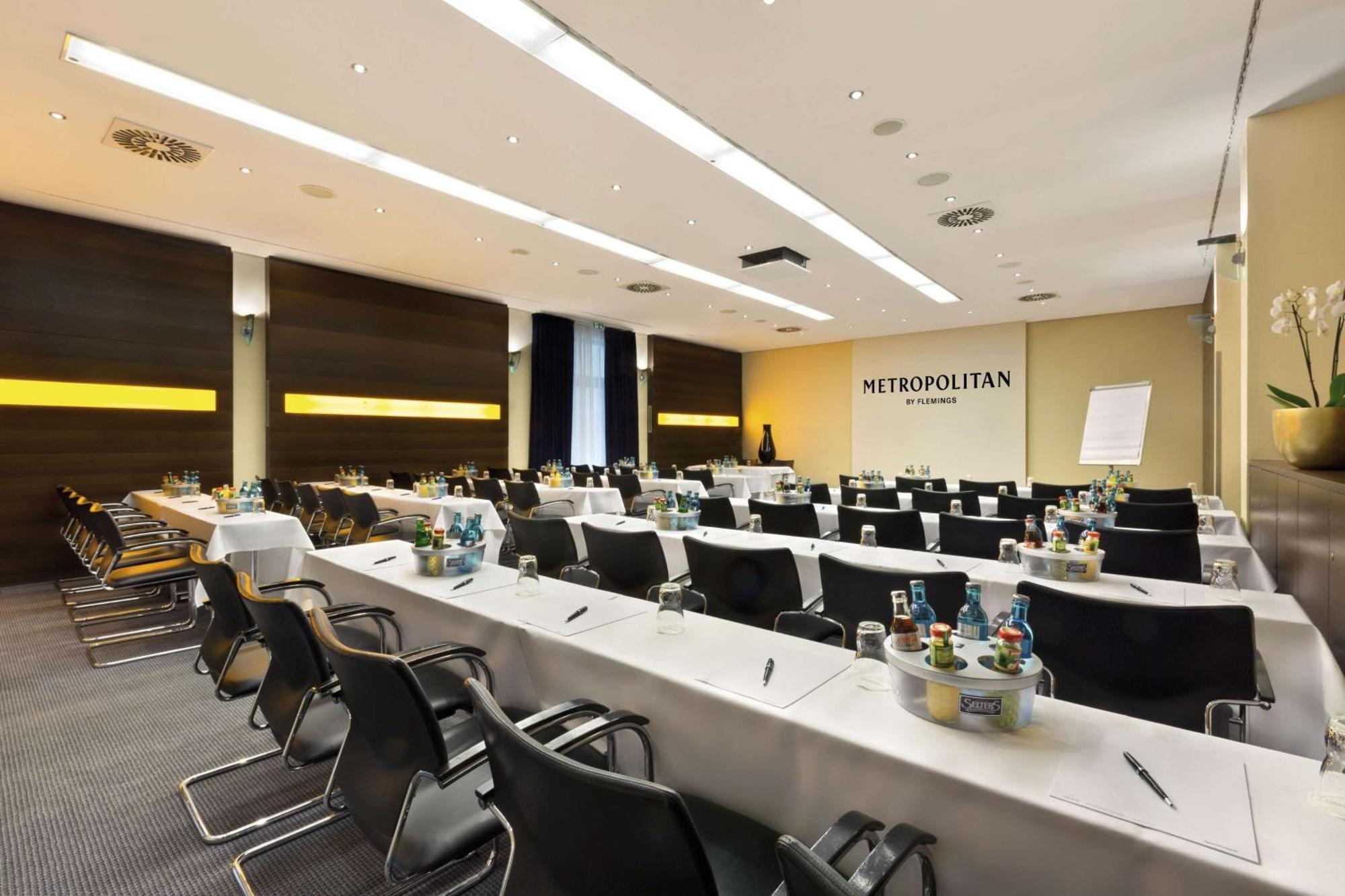 Metropolitan Hotel By Flemings Frankfurt am Main Bagian luar foto
