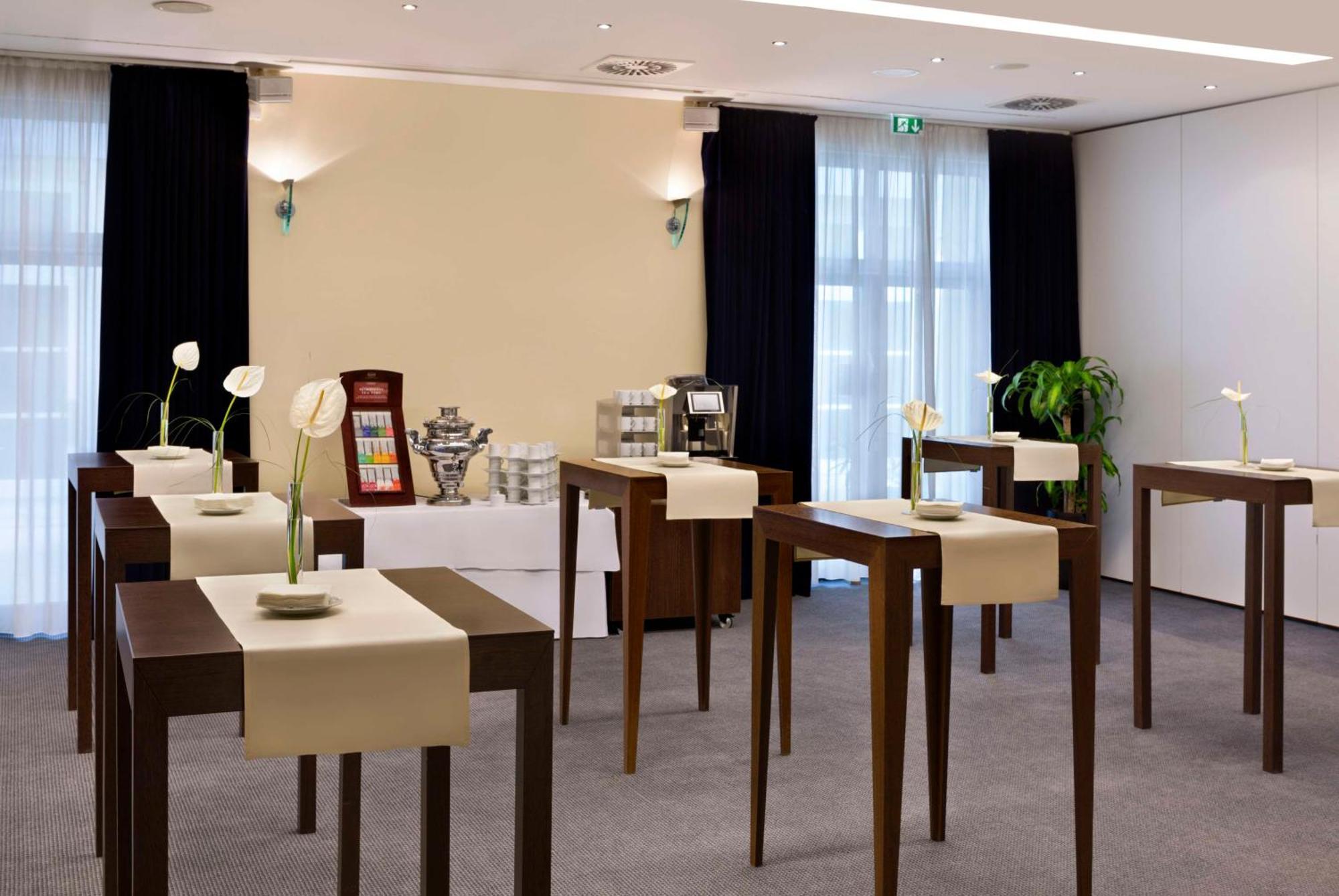 Metropolitan Hotel By Flemings Frankfurt am Main Bagian luar foto