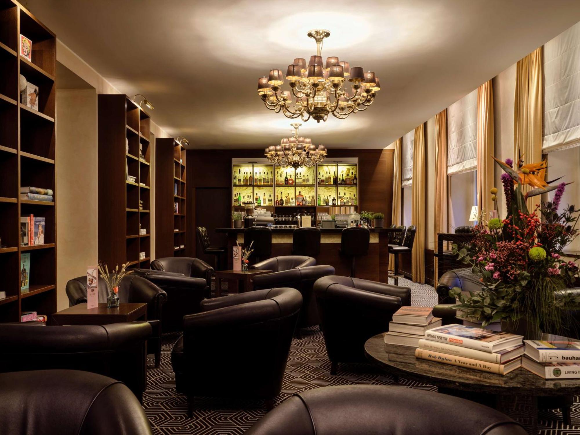 Metropolitan Hotel By Flemings Frankfurt am Main Bagian luar foto