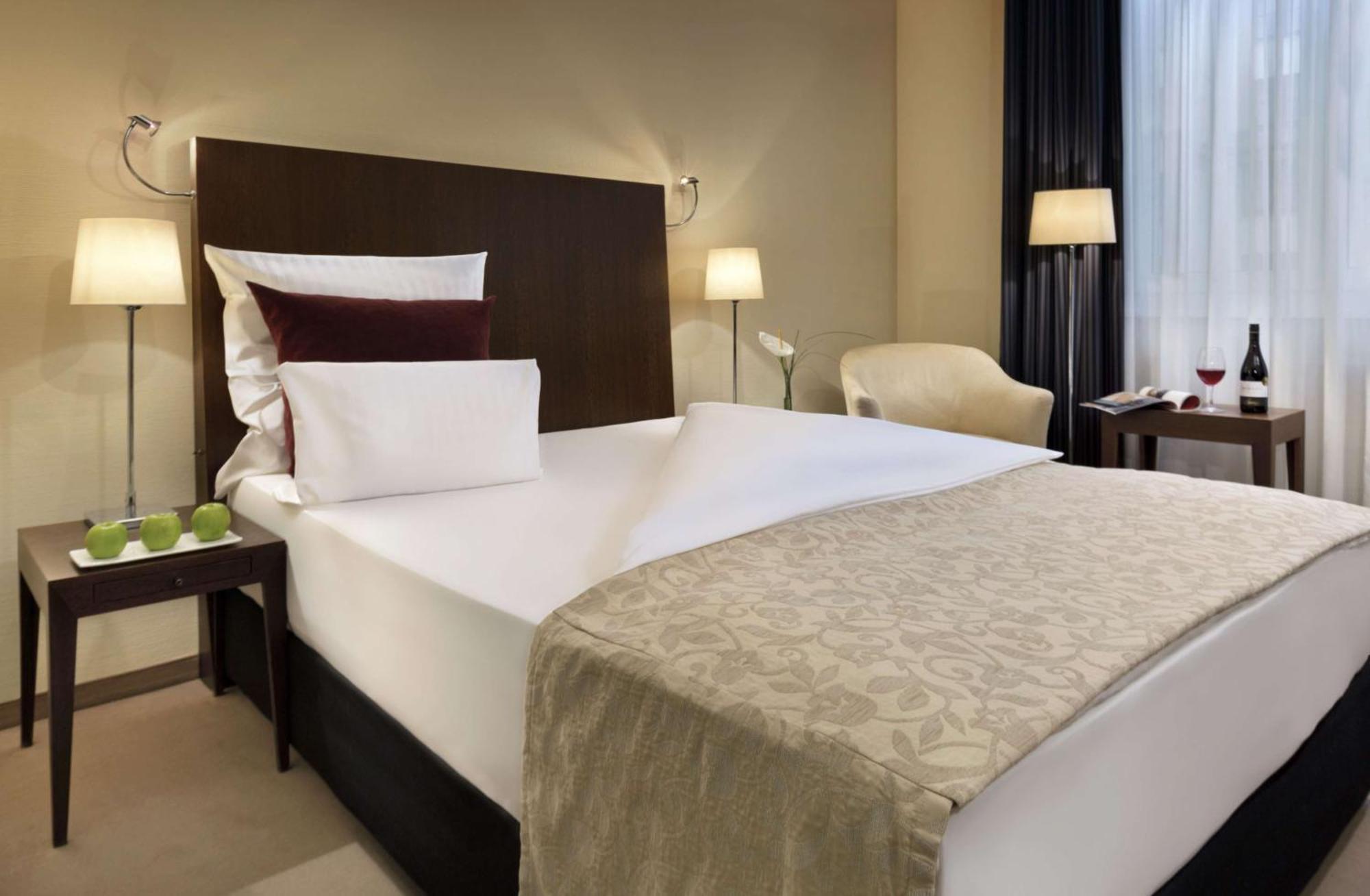 Metropolitan Hotel By Flemings Frankfurt am Main Bagian luar foto