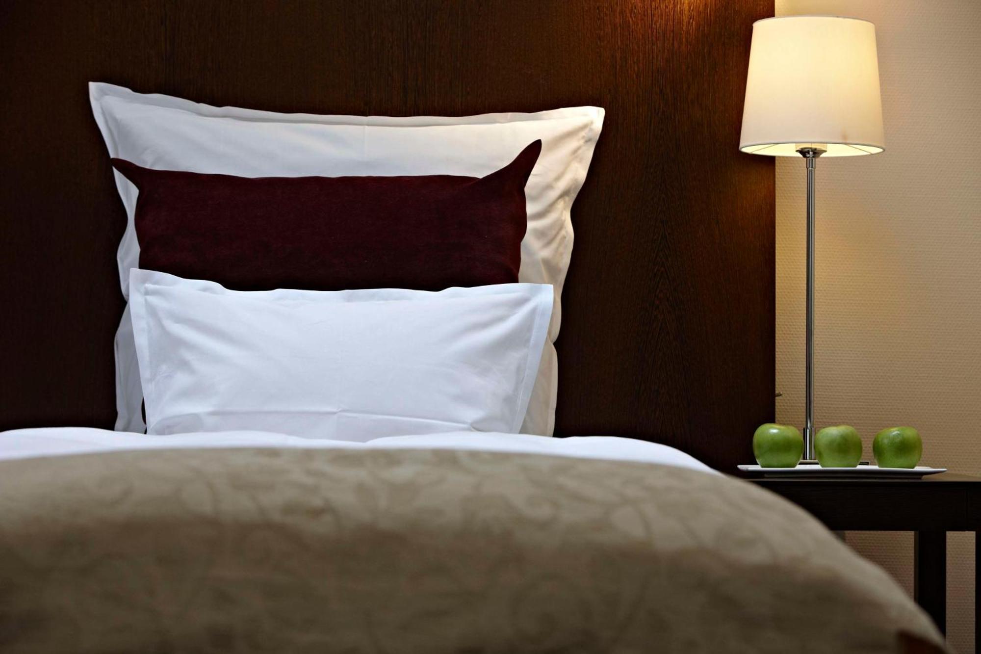 Metropolitan Hotel By Flemings Frankfurt am Main Bagian luar foto