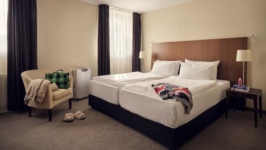 Metropolitan Hotel By Flemings Frankfurt am Main Bagian luar foto