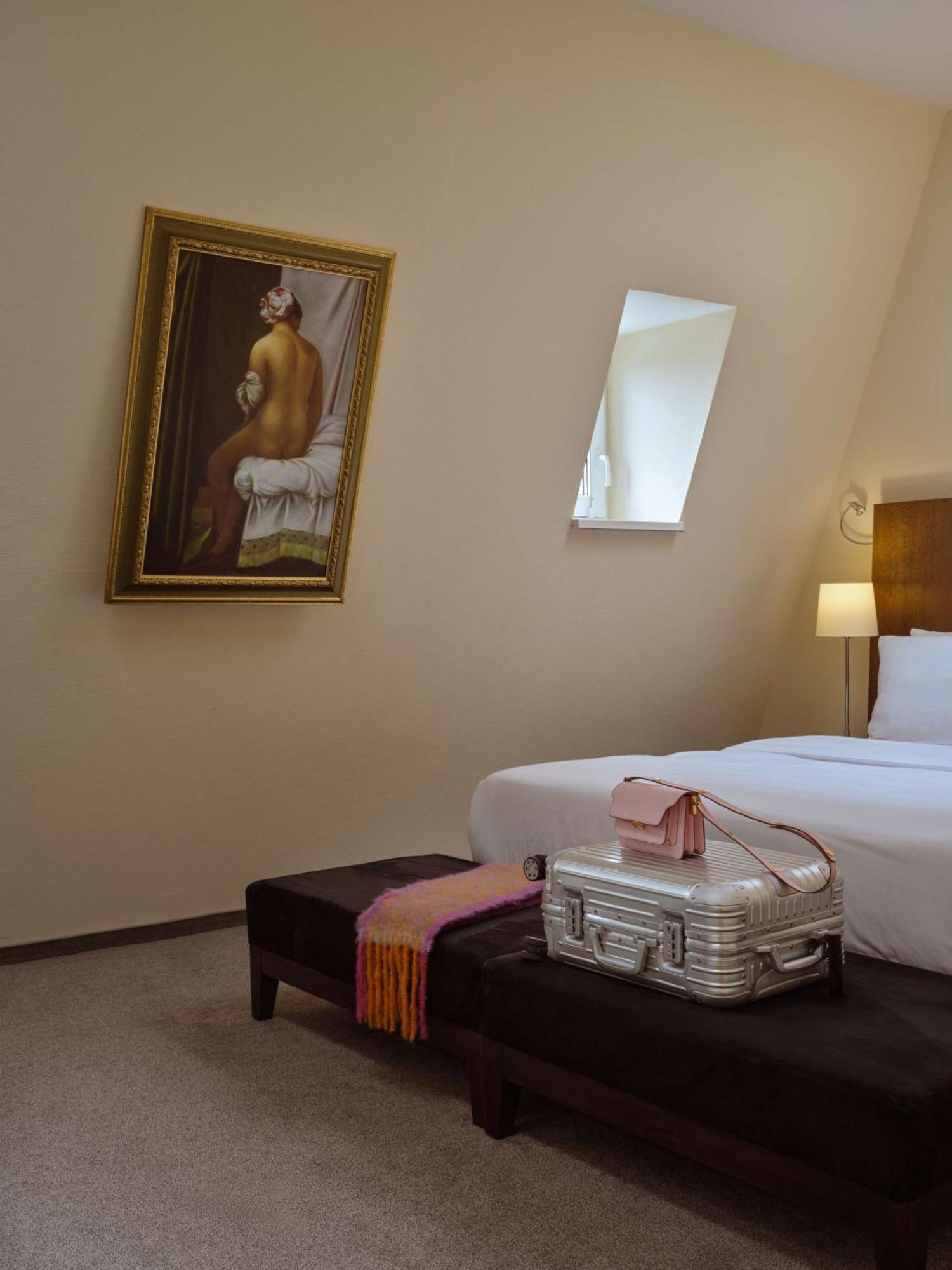 Metropolitan Hotel By Flemings Frankfurt am Main Bagian luar foto